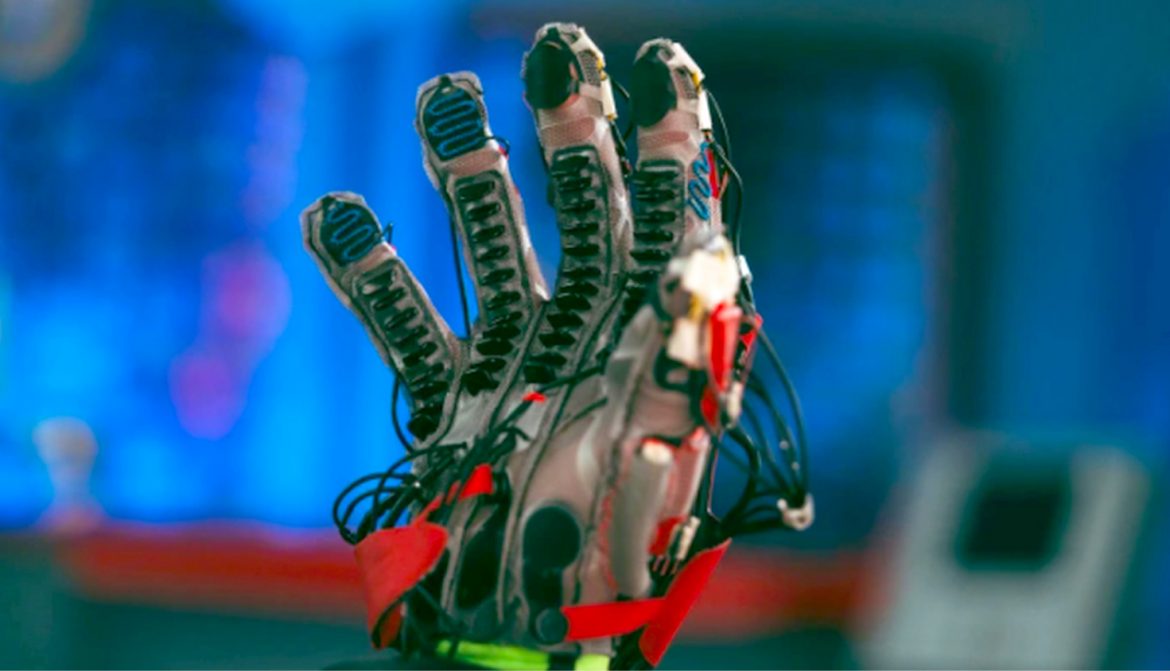 HaptX 聲稱 VR 手套 “他自己的手部樣版與設備動作相同”